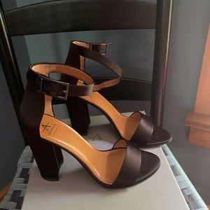 Aquatalia dress shoes